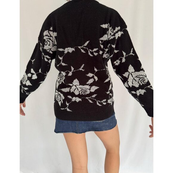 80s vintage black metallic floral print long sleeved knit sweater made in USA - Picture 5 of 9